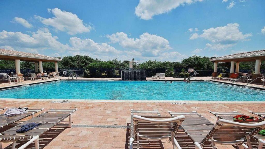 Honu Hideaway At Ocean Walk Resort New Smyrna Beach Exterior foto